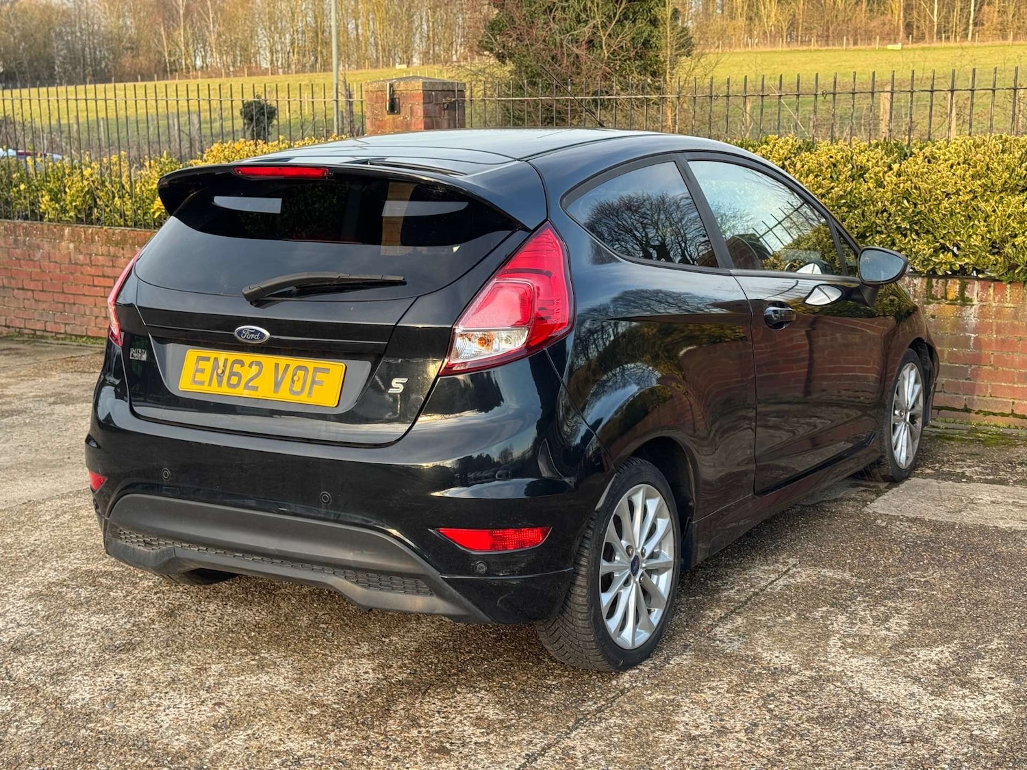 Used Ford Fiesta 2013 for sale - 77211749: Photo 3