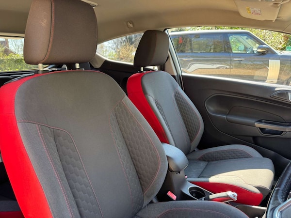 Used Ford Fiesta 2016 for sale - 75701482: Photo 16