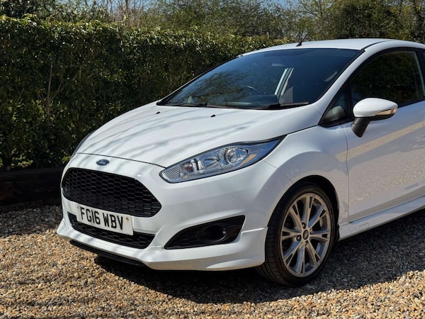 Used Ford Fiesta 2016 for sale - 75701482: Photo 3