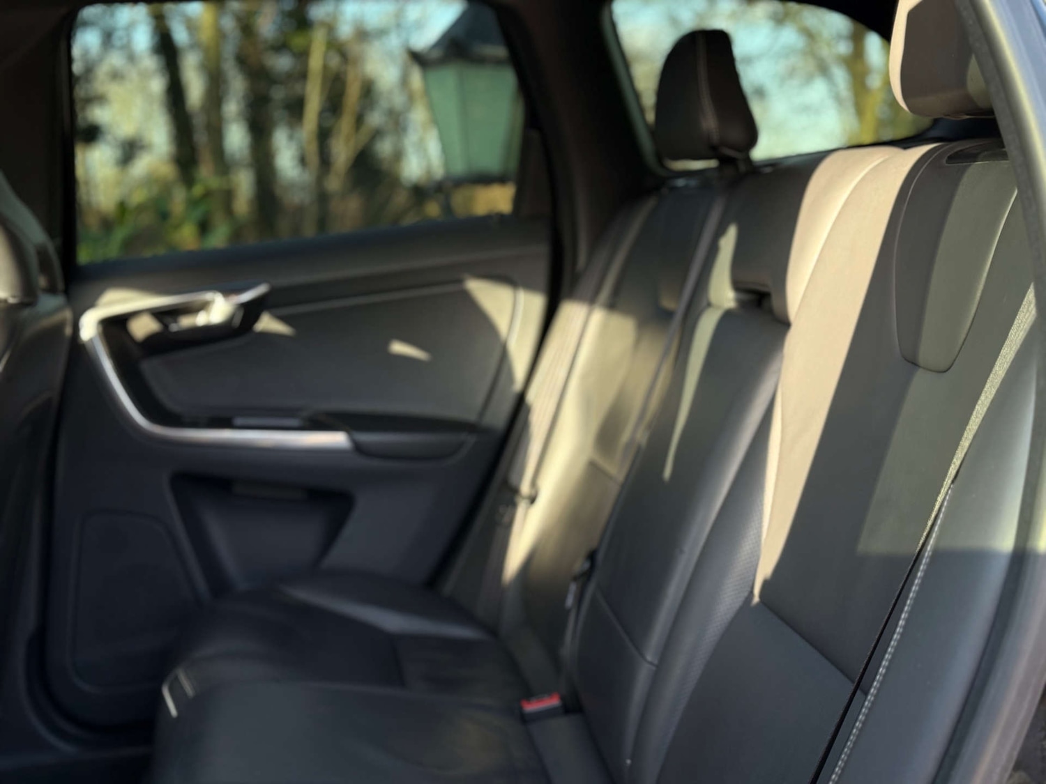 Used Volvo XC60 2016 for sale - 77211770: Photo 6