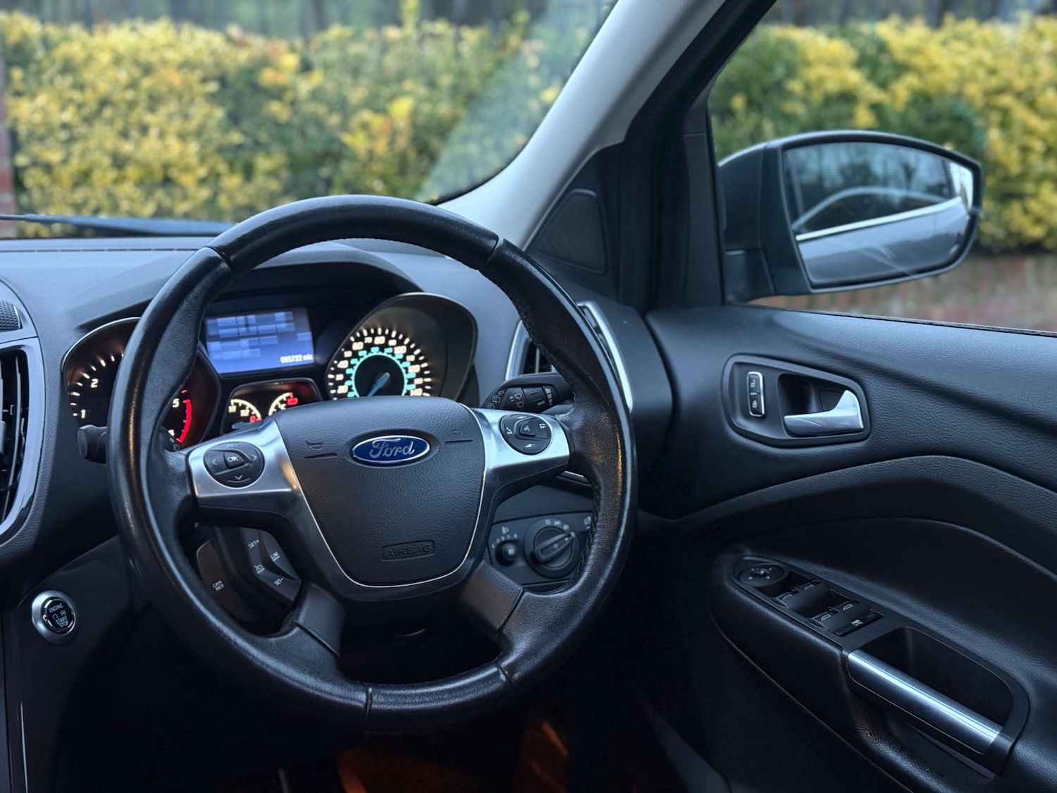 Used Ford Kuga 2014 for sale - 77319704: Photo 8