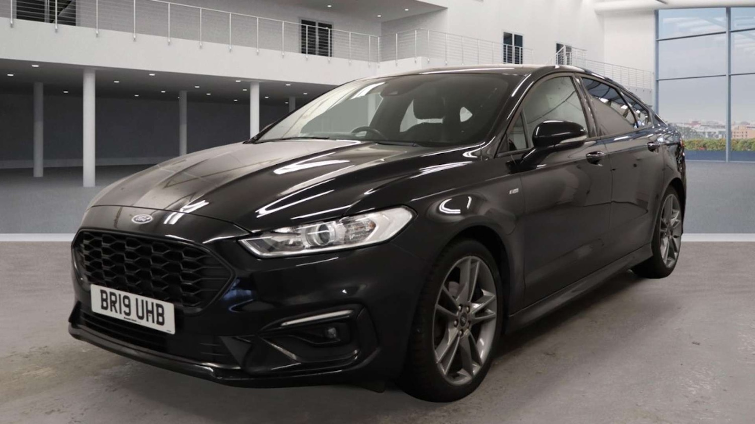 Used Ford Mondeo 2019 for sale - 76739841: Photo 2
