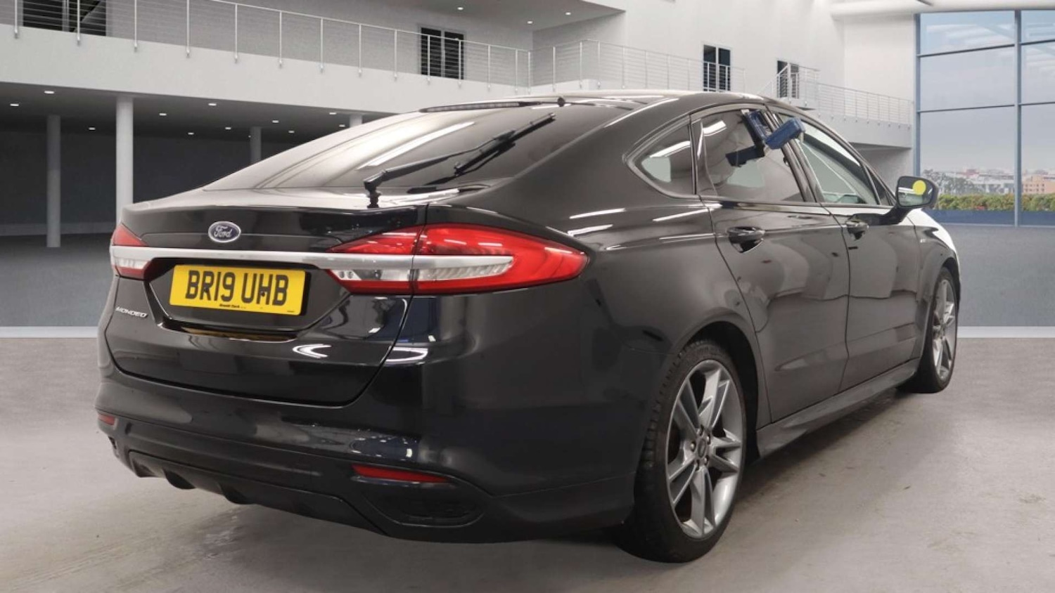 Used Ford Mondeo 2019 for sale - 76739841: Photo 4