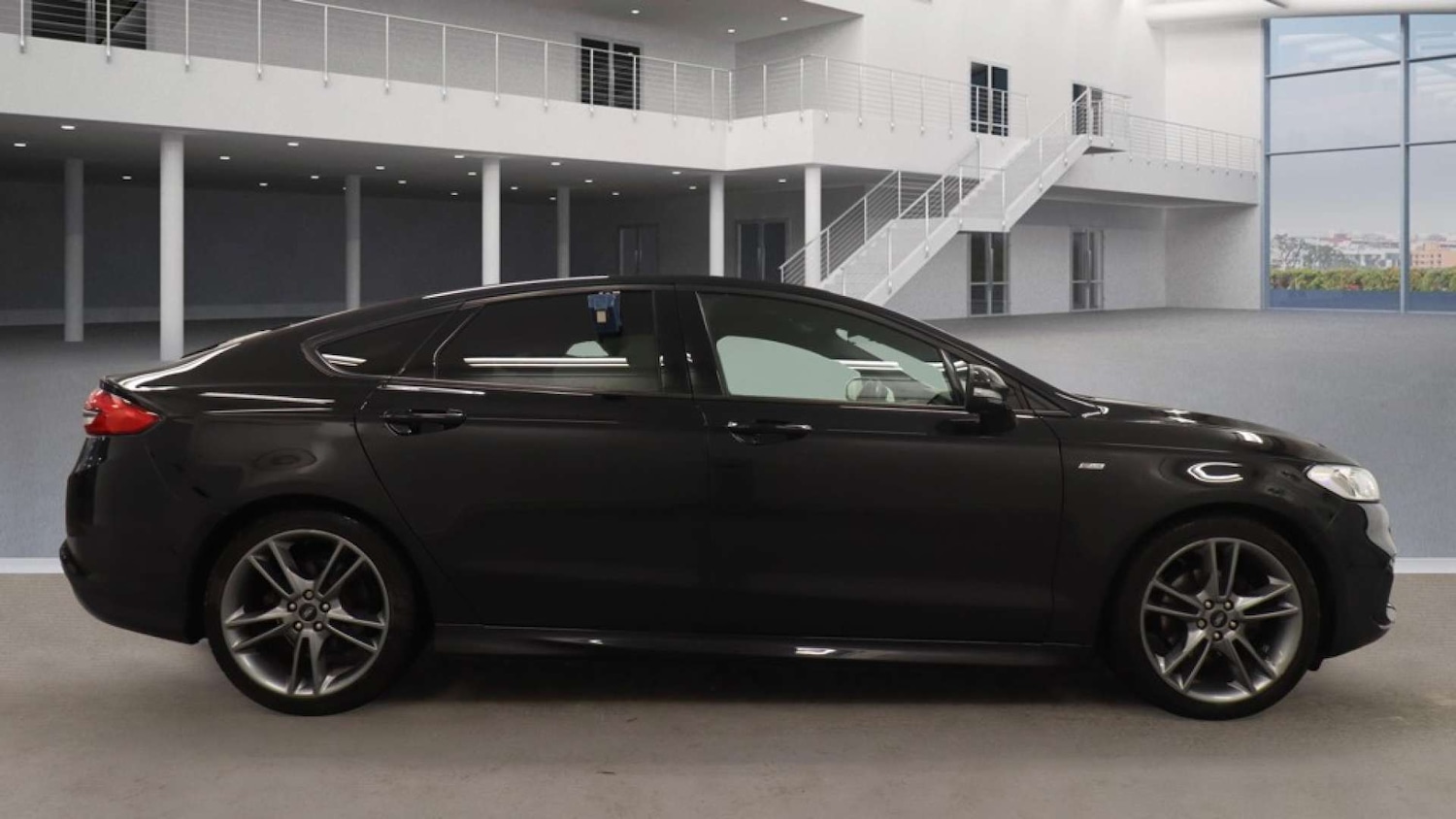 Used Ford Mondeo 2019 for sale - 76739841: Photo 5