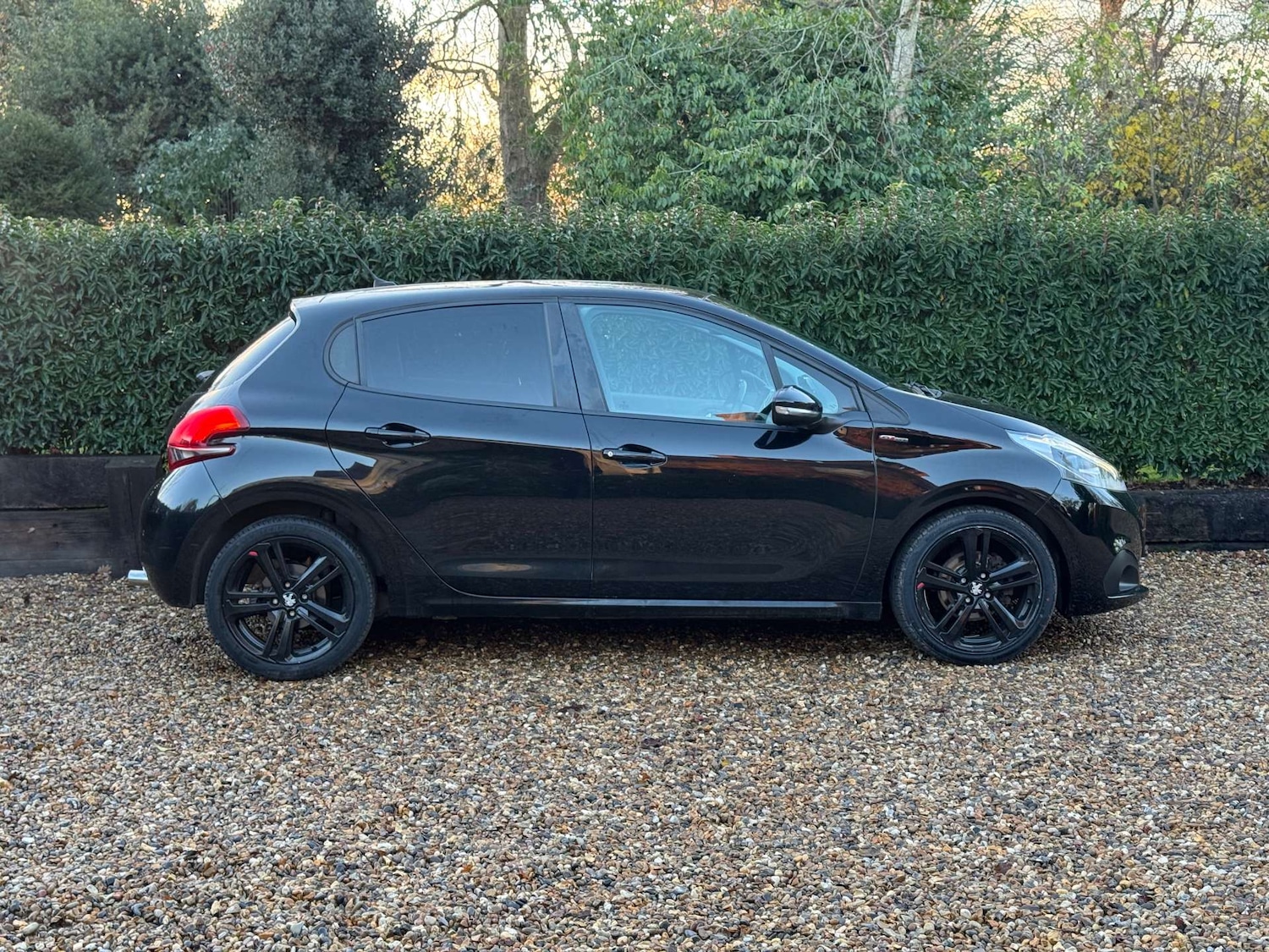 Used Peugeot 208 2019 for sale - 76829713: Photo 8