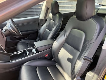 Used Tesla Model 3 2019 for sale - 79459539: Photo