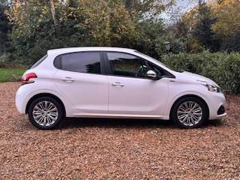 Used Peugeot 208 2019 for sale - 76829711: Photo
