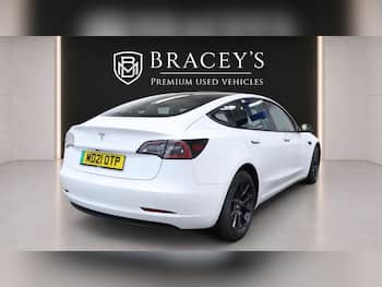 Used Tesla Model 3 2021 for sale - 79704679: Photo