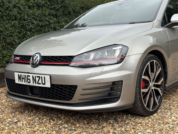 Used Volkswagen Golf 2016 for sale - 76263531: Photo 11