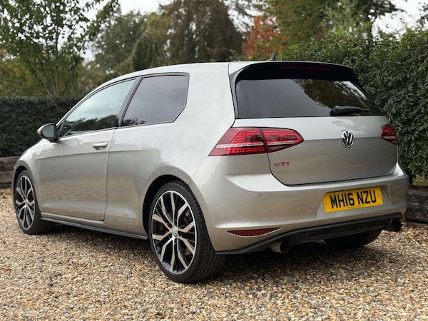 Used Volkswagen Golf 2016 for sale - 76263531: Photo 12