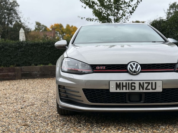 Used Volkswagen Golf 2016 for sale - 76263531: Photo 9