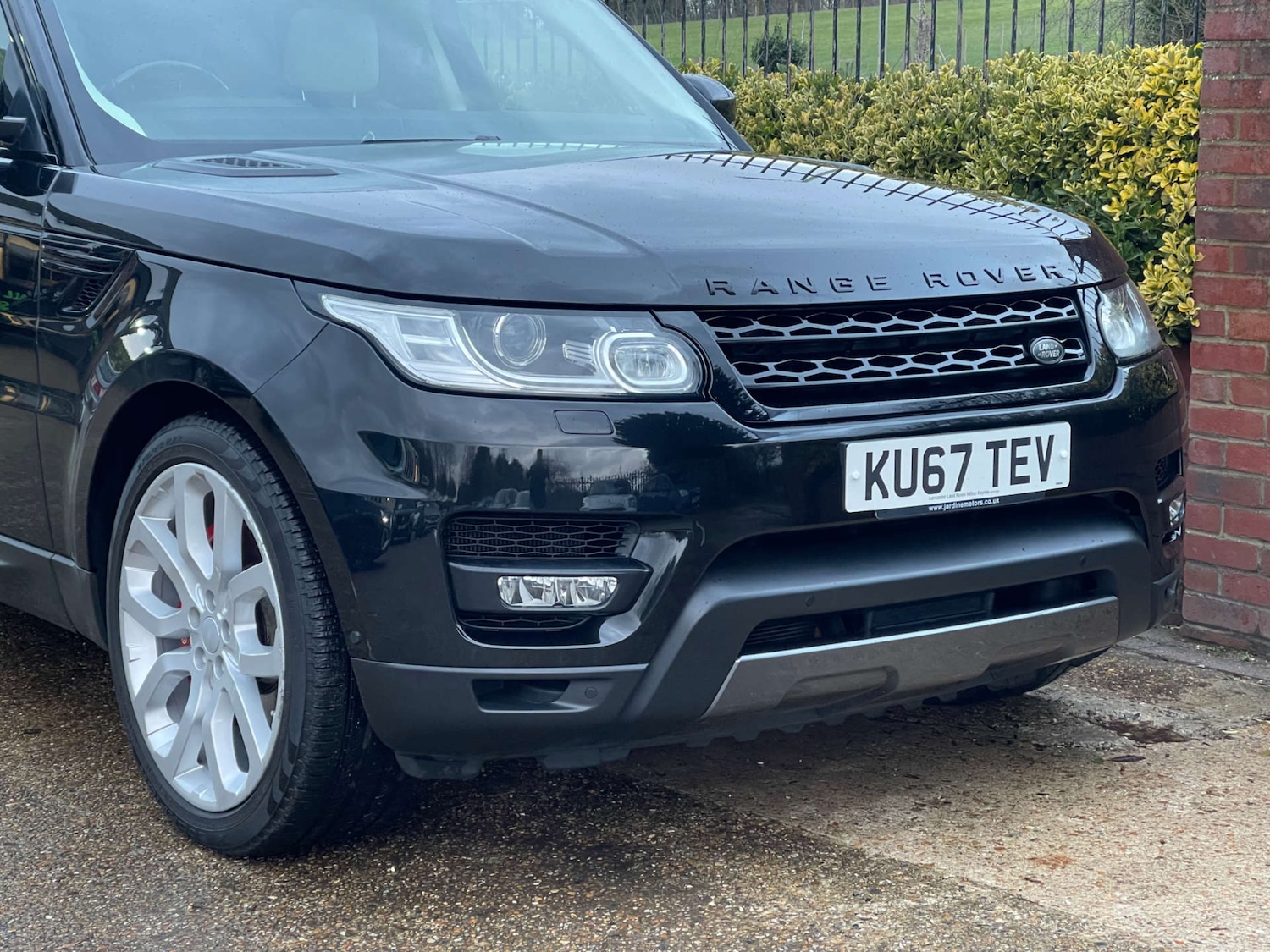 Used Land Rover Range Rover Sport 2017 for sale - 77636191: Photo 2