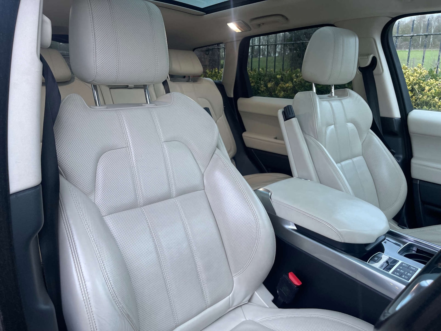 Used Land Rover Range Rover Sport 2017 for sale - 77636191: Photo 34