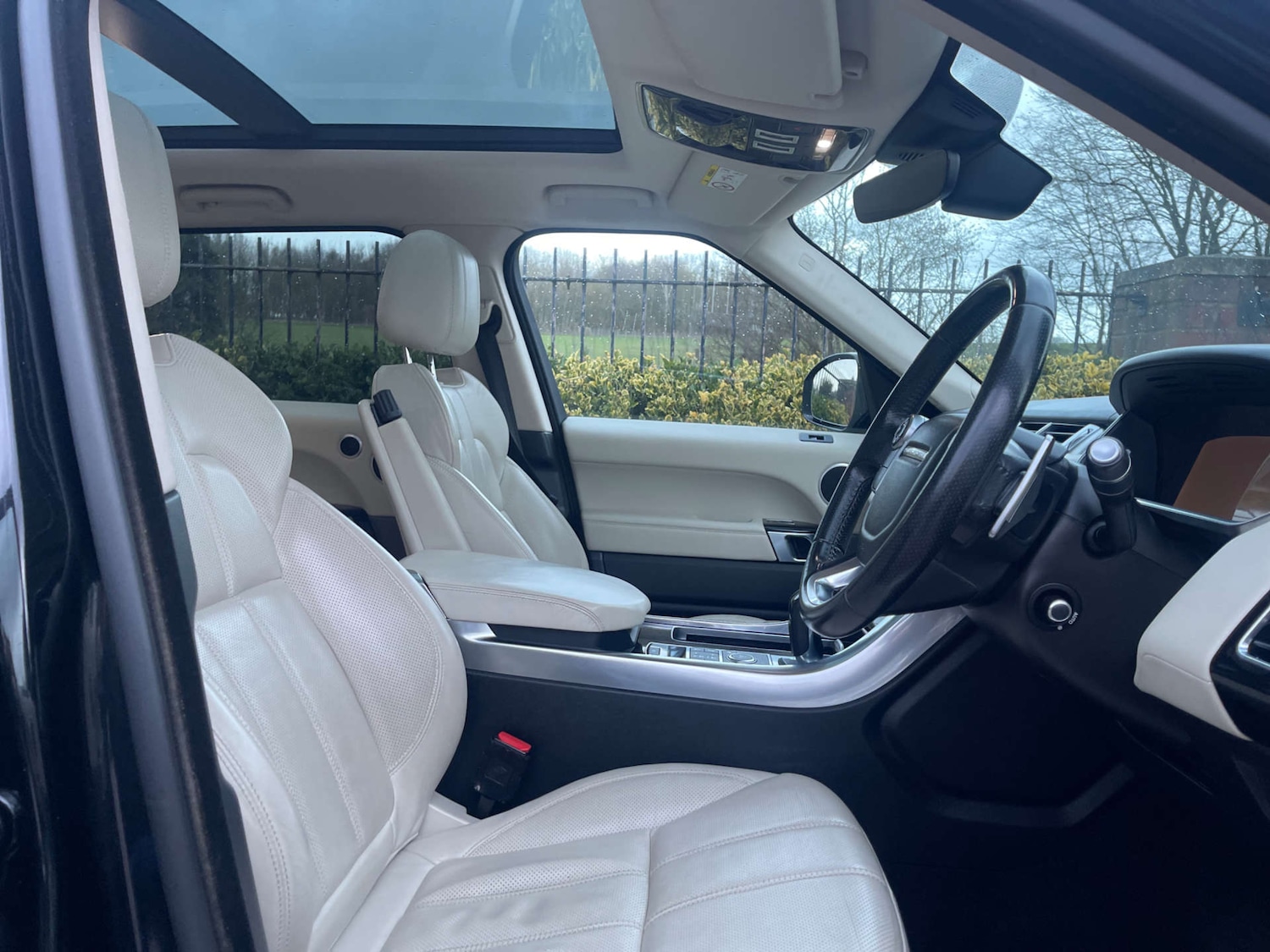 Used Land Rover Range Rover Sport 2017 for sale - 77636191: Photo 36