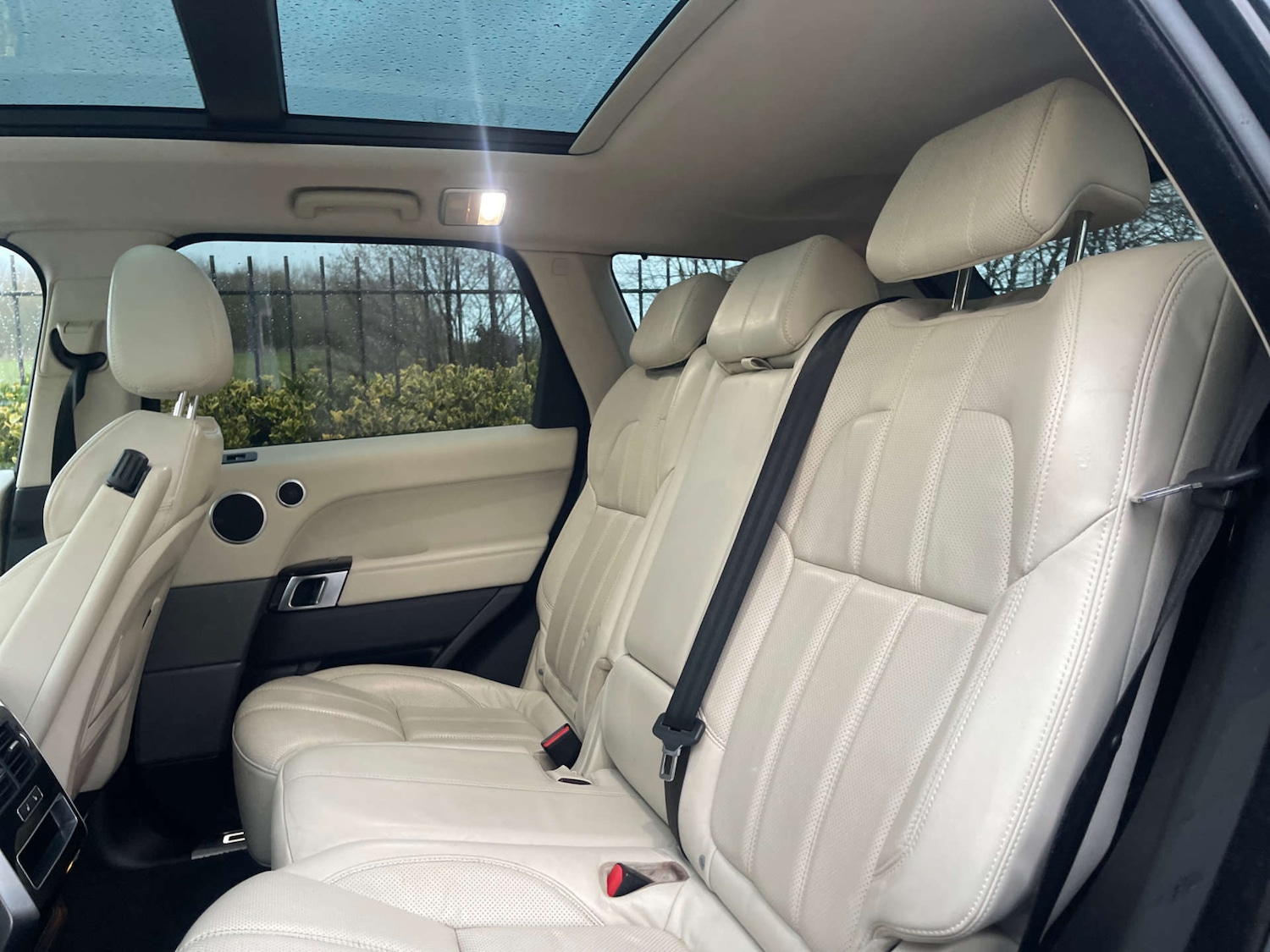 Used Land Rover Range Rover Sport 2017 for sale - 77636191: Photo 38