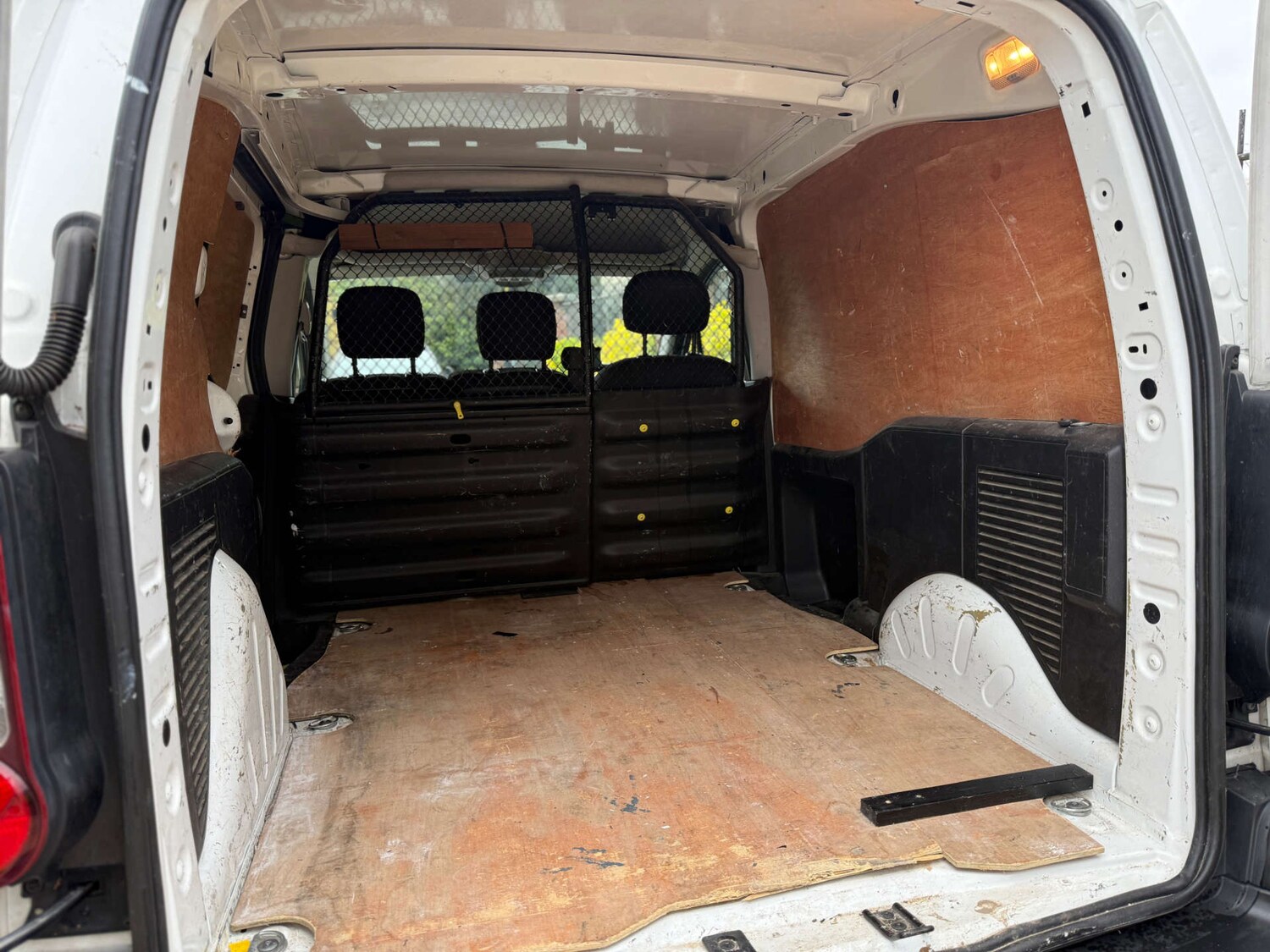 Used Peugeot Partner 2017 for sale - 78061464: Photo 33