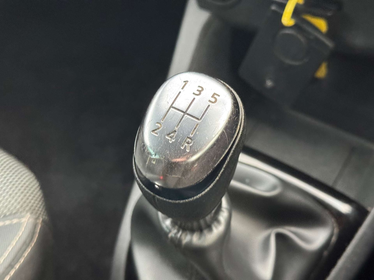 Used Renault Clio 2019 for sale - 76400353: Photo 28