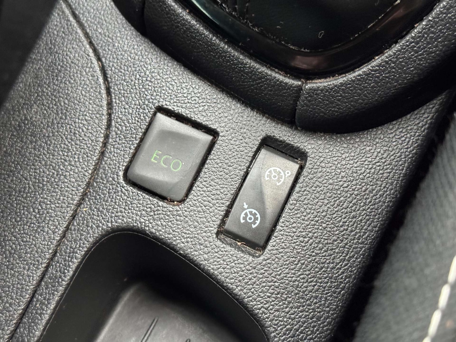 Used Renault Clio 2019 for sale - 76400353: Photo 29