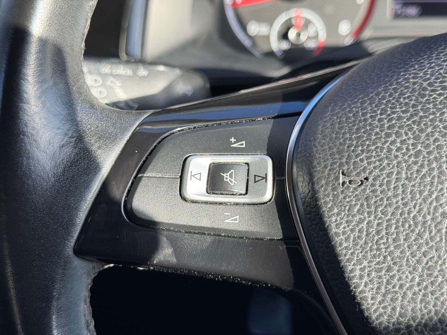 Used Volkswagen Polo 2018 for sale - 76698033: Photo 29