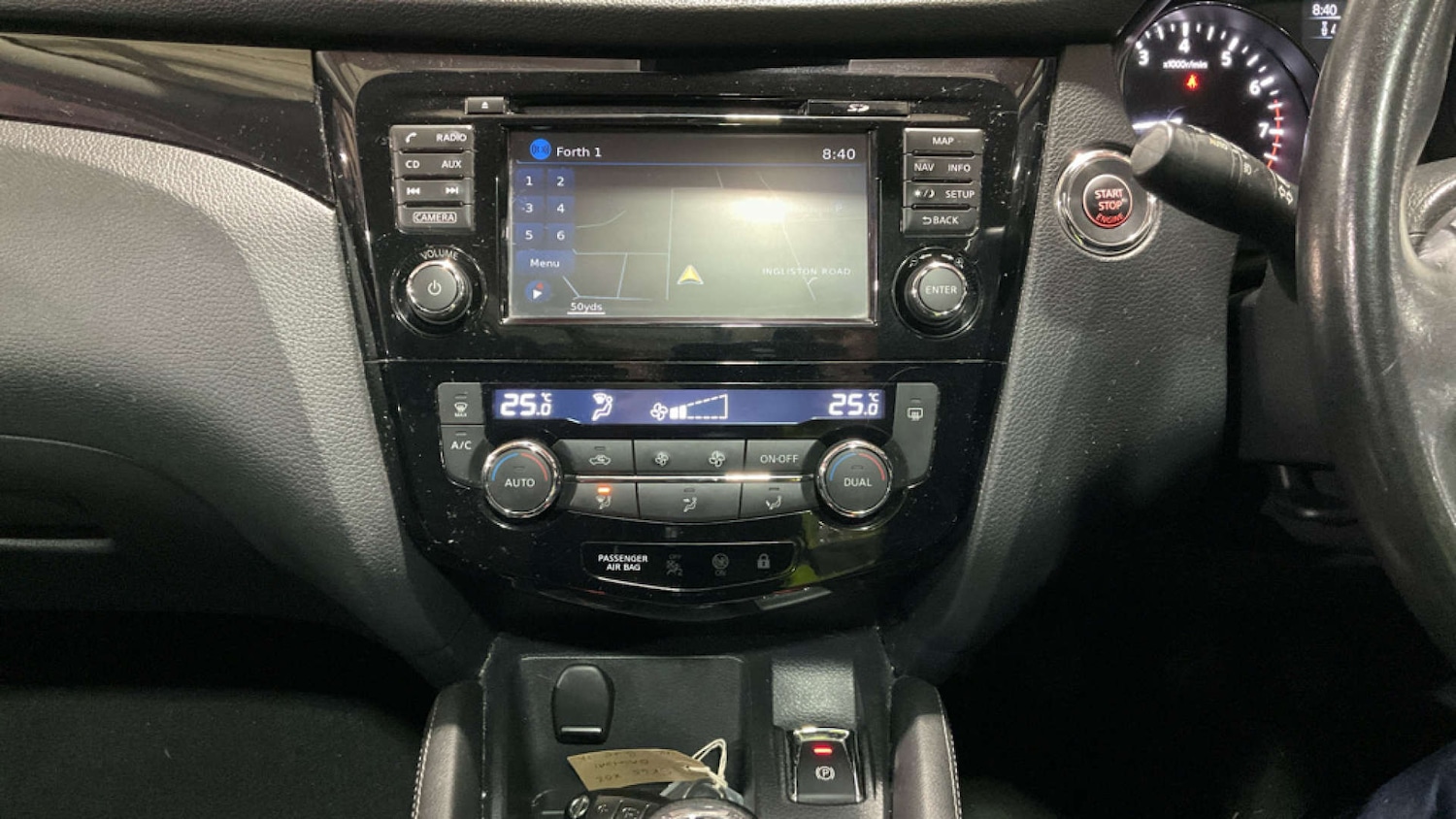 Used Nissan Qashqai 2015 for sale - 76382733: Photo 11