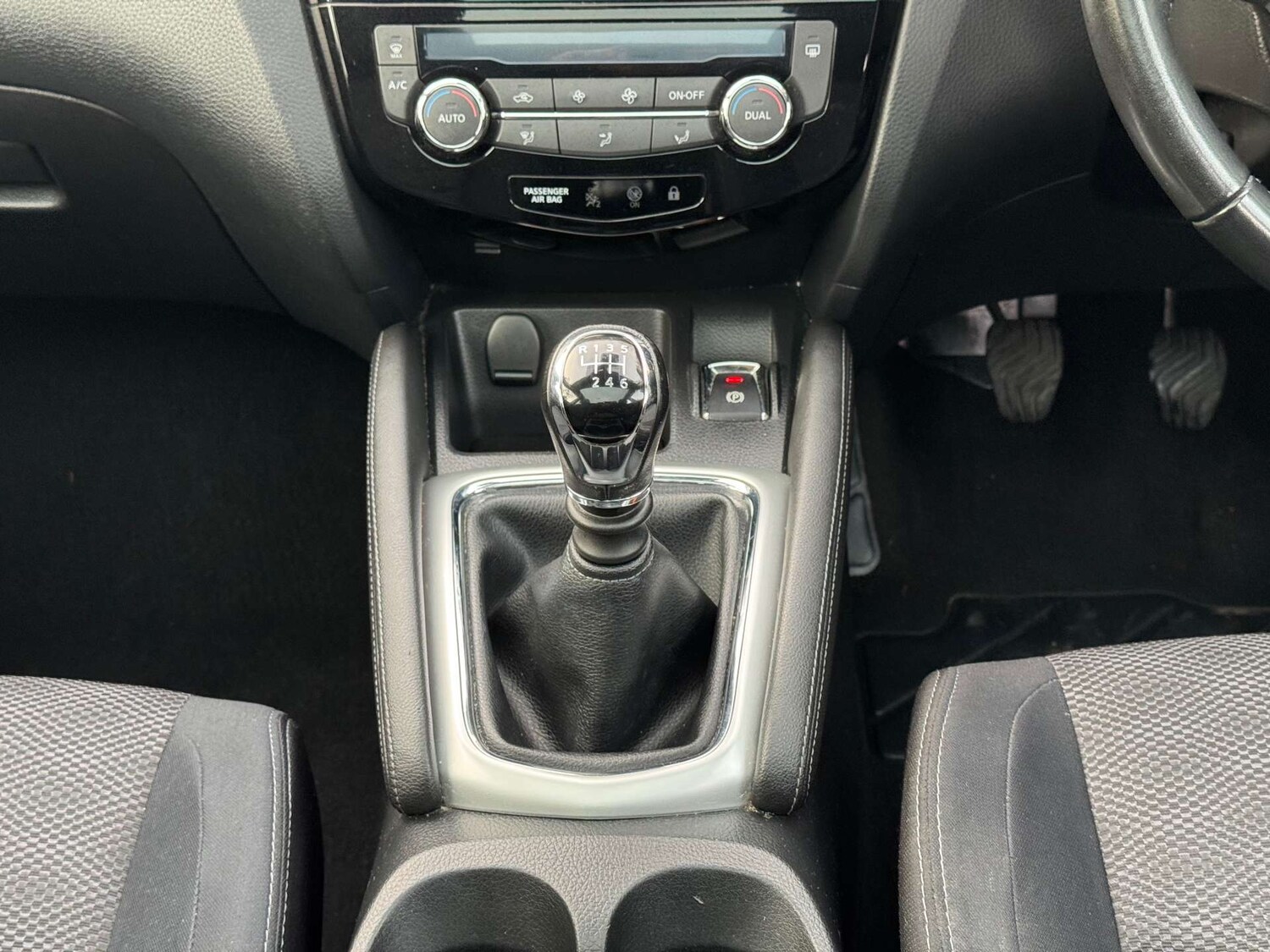 Used Nissan Qashqai 2015 for sale - 76382733: Photo 27