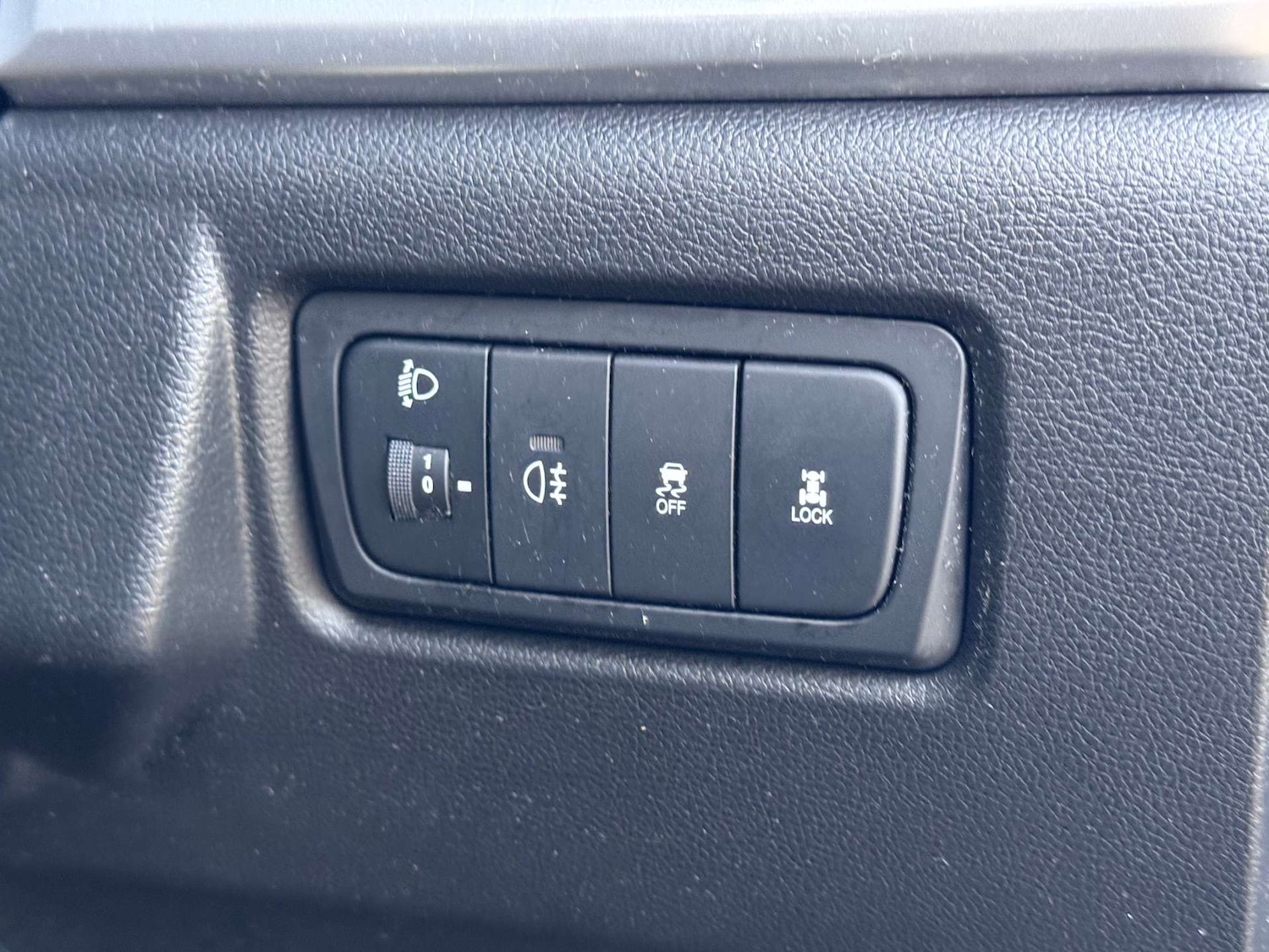 Used Ssangyong Korando 2014 for sale - 78139646: Photo 30