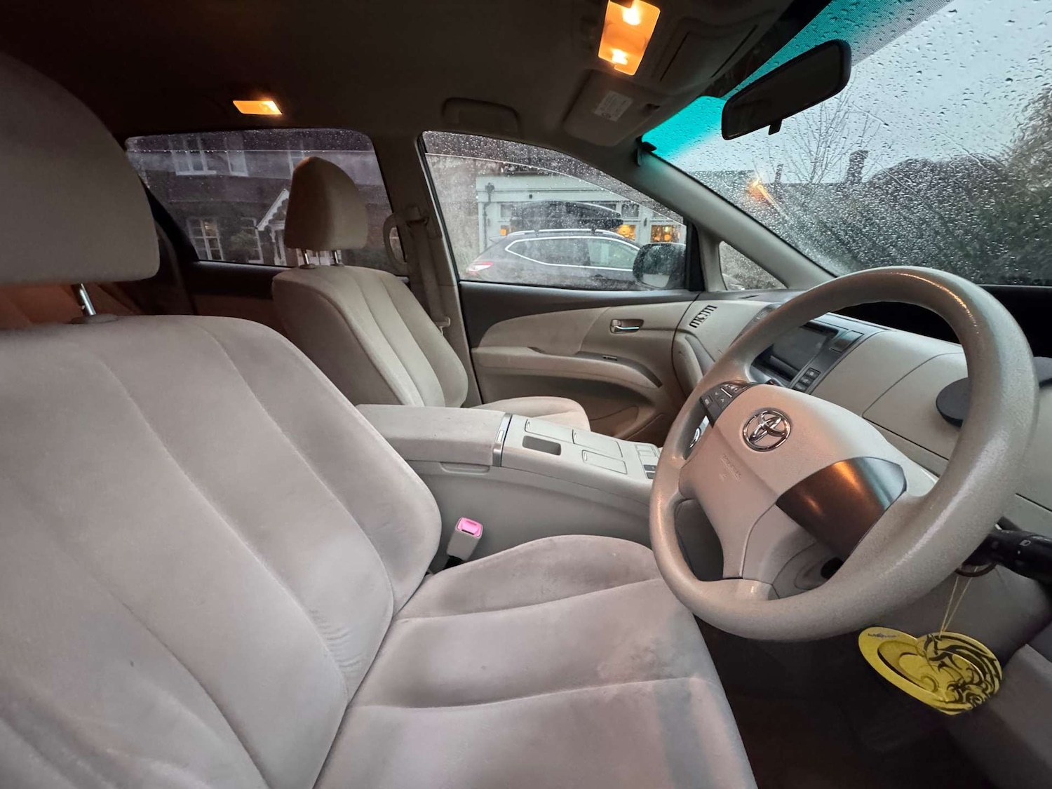 Used Toyota Estima 2018 for sale - 77261404: Photo 15