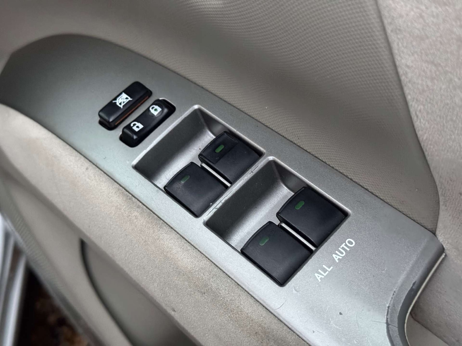 Used Toyota Estima 2018 for sale - 77261404: Photo 19