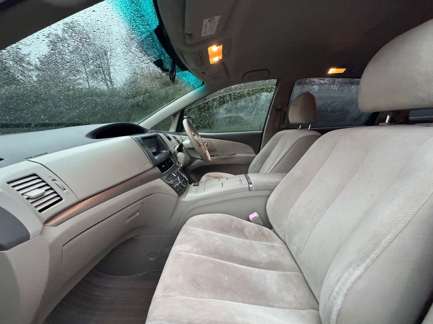 Used Toyota Estima 2018 for sale - 77261404: Photo 30