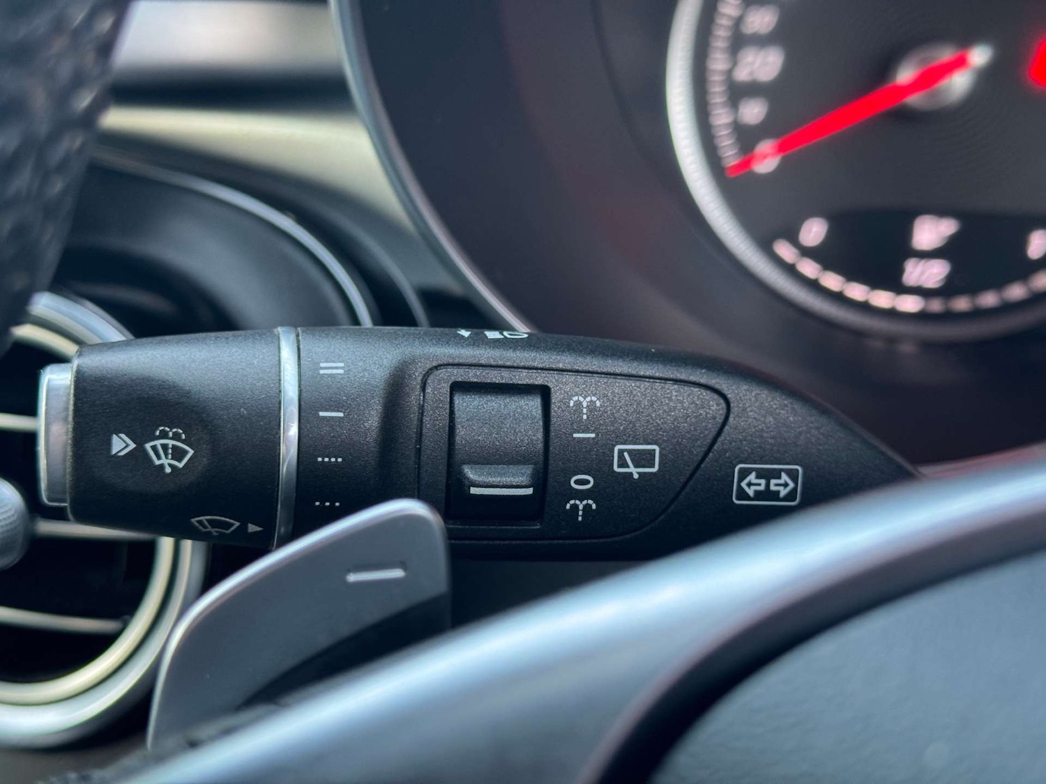 Used Mercedes-Benz GLC 2017 for sale - 77621870: Photo 25