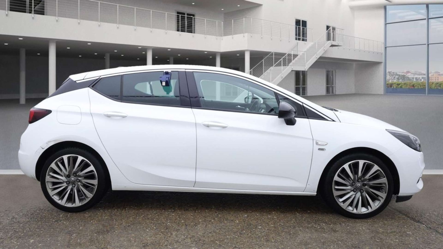 Used Vauxhall Astra 2021 for sale - 76391867: Photo 5