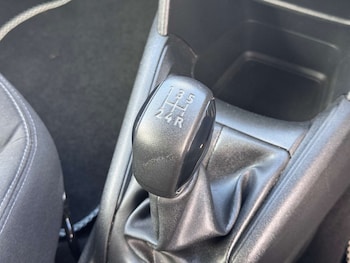 Used Peugeot 208 2013 for sale - 78534926: Photo