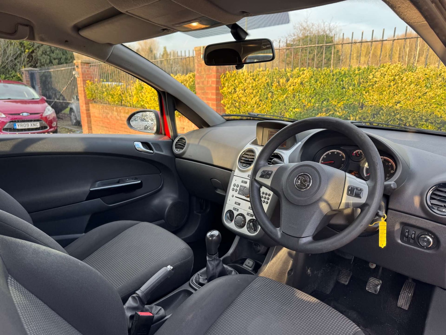 Used Vauxhall Corsa 2011 for sale - 77211767: Photo 10