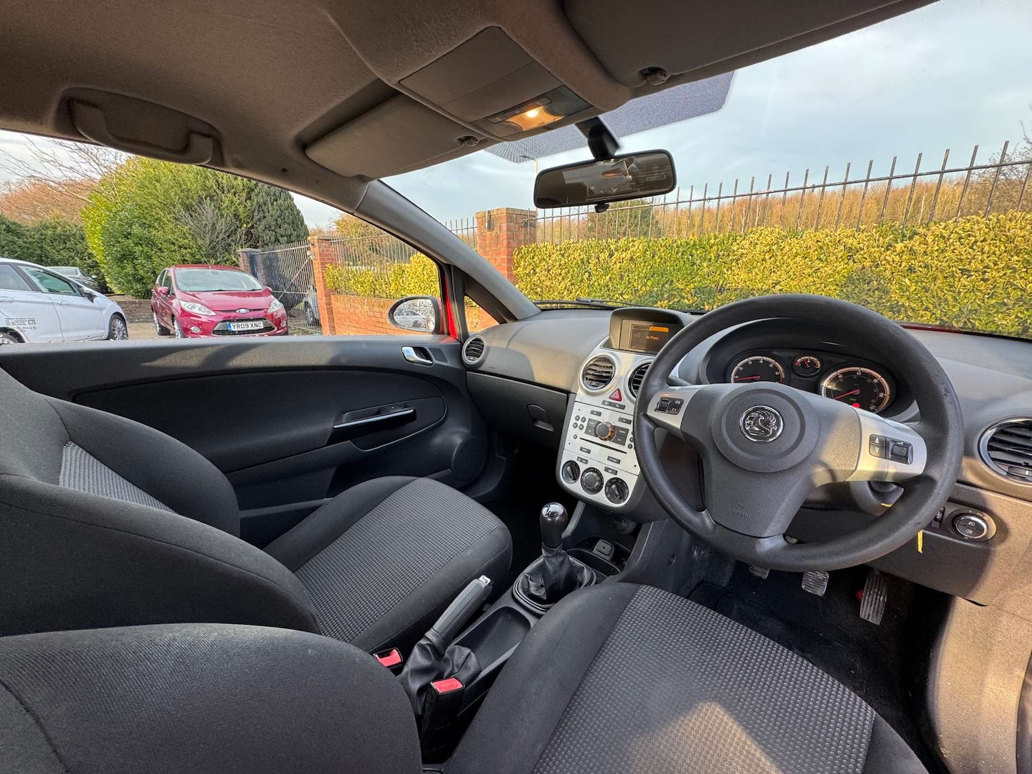 Used Vauxhall Corsa 2011 for sale - 77211767: Photo 8