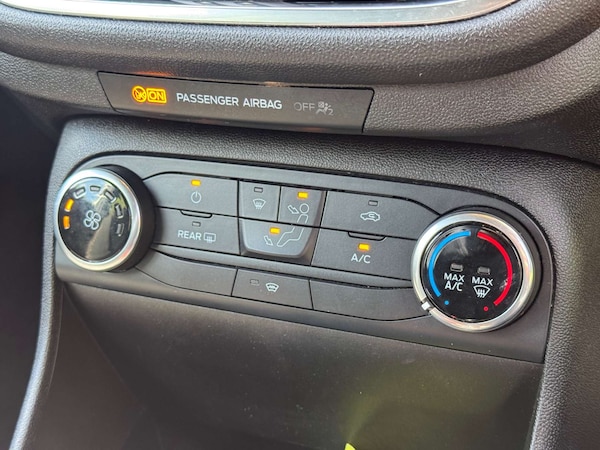 Used Ford Fiesta 2018 for sale - 76317062: Photo 25