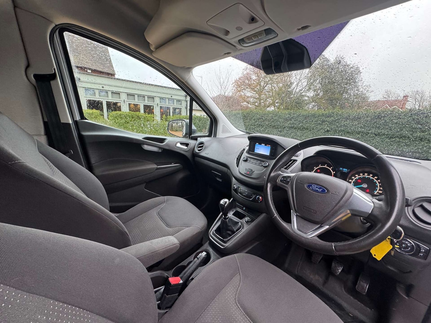 Used Ford Transit Courier 2019 for sale - 76601325: Photo 19