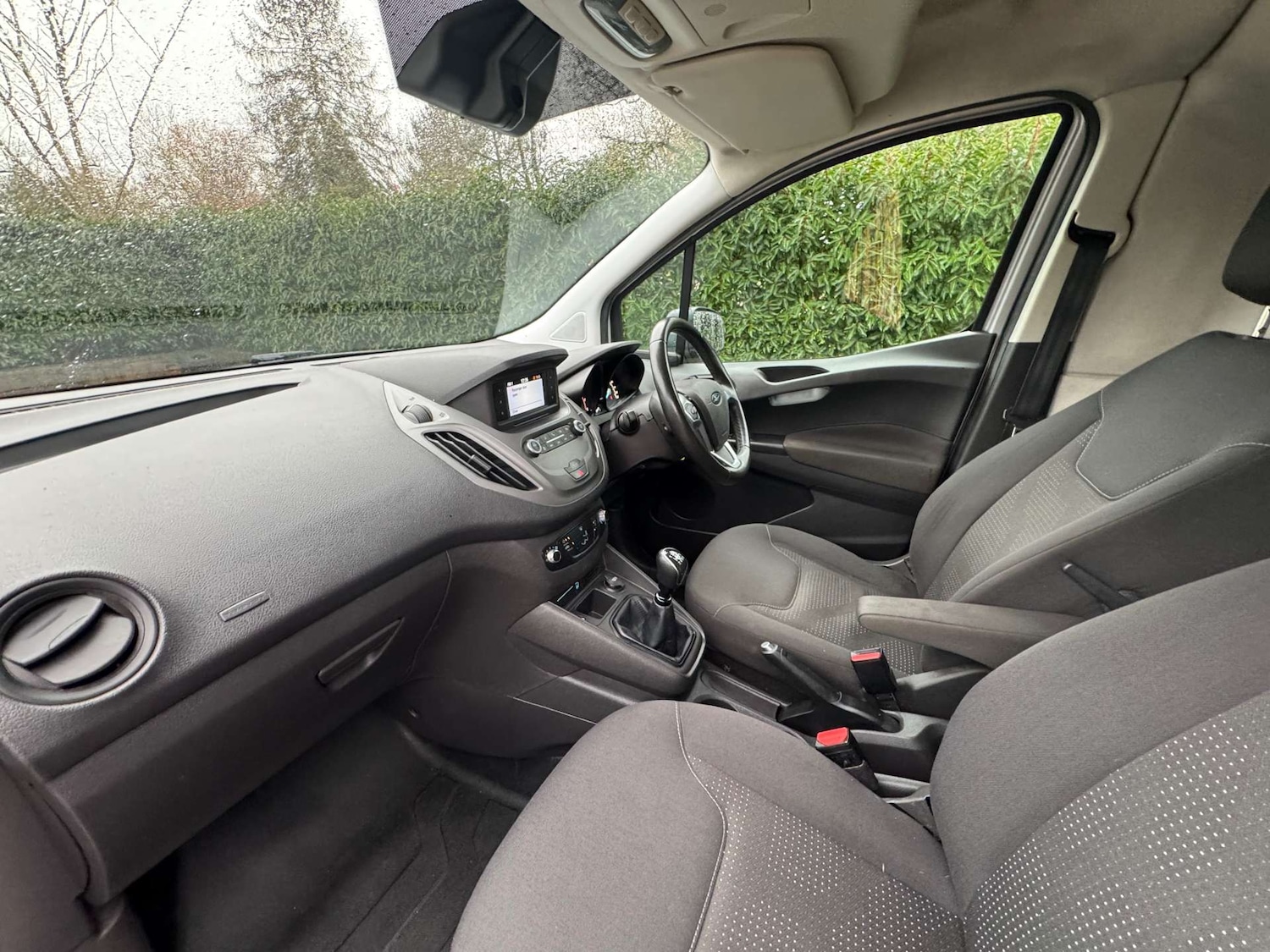 Used Ford Transit Courier 2019 for sale - 76601325: Photo 21