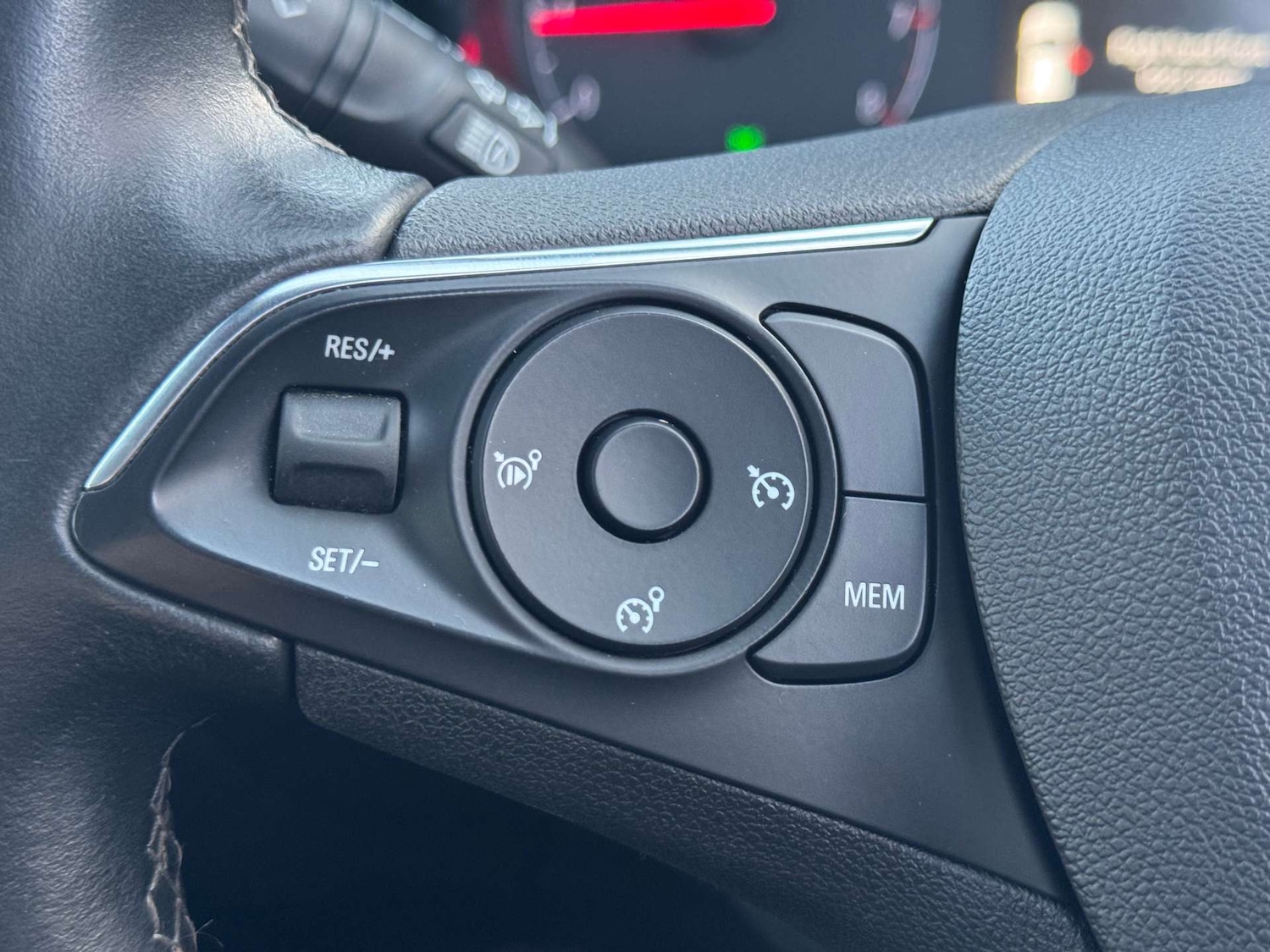 Used Vauxhall Grandland X 2019 for sale - 75797996: Photo 23