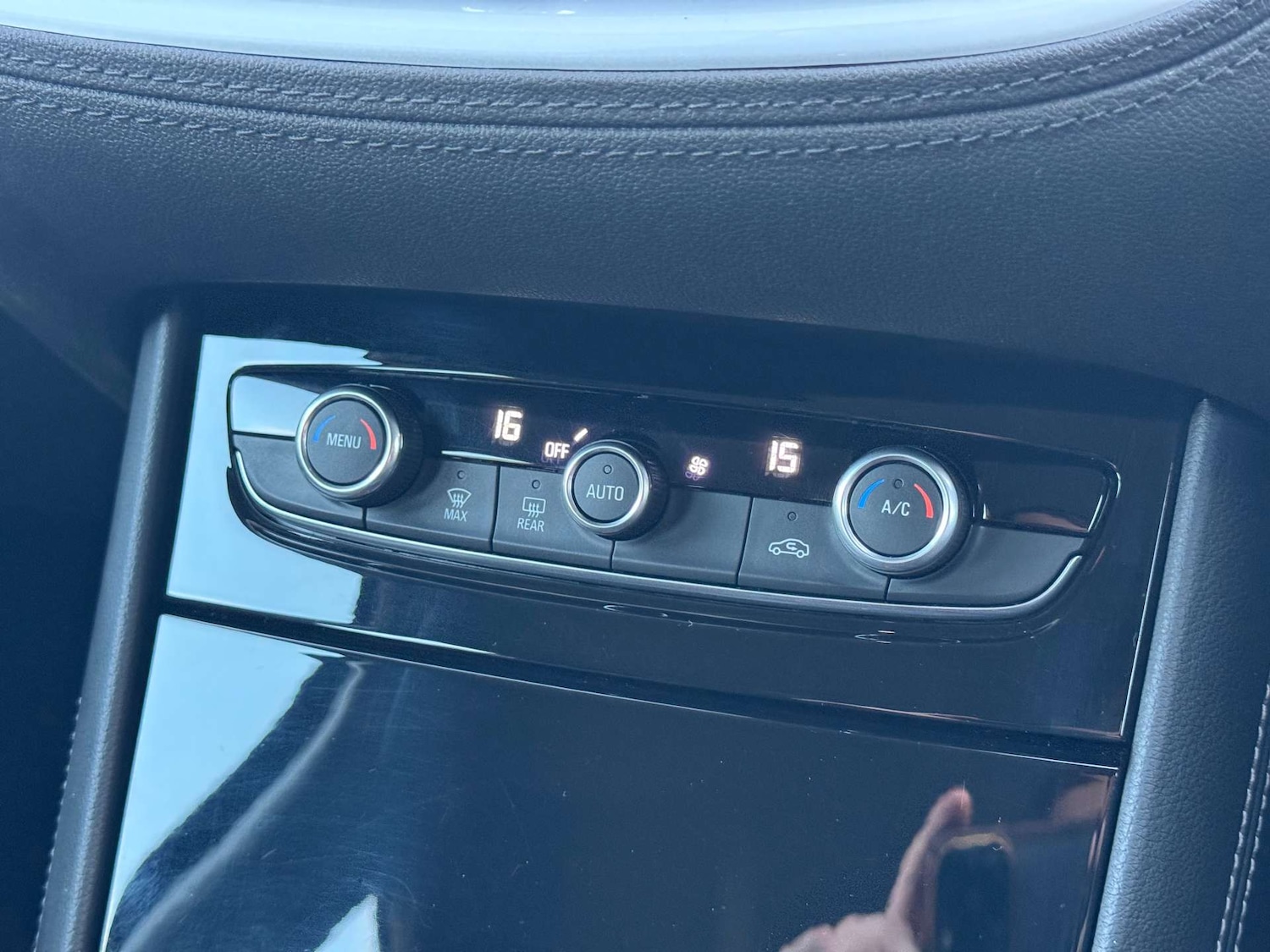 Used Vauxhall Grandland X 2019 for sale - 75797996: Photo 28