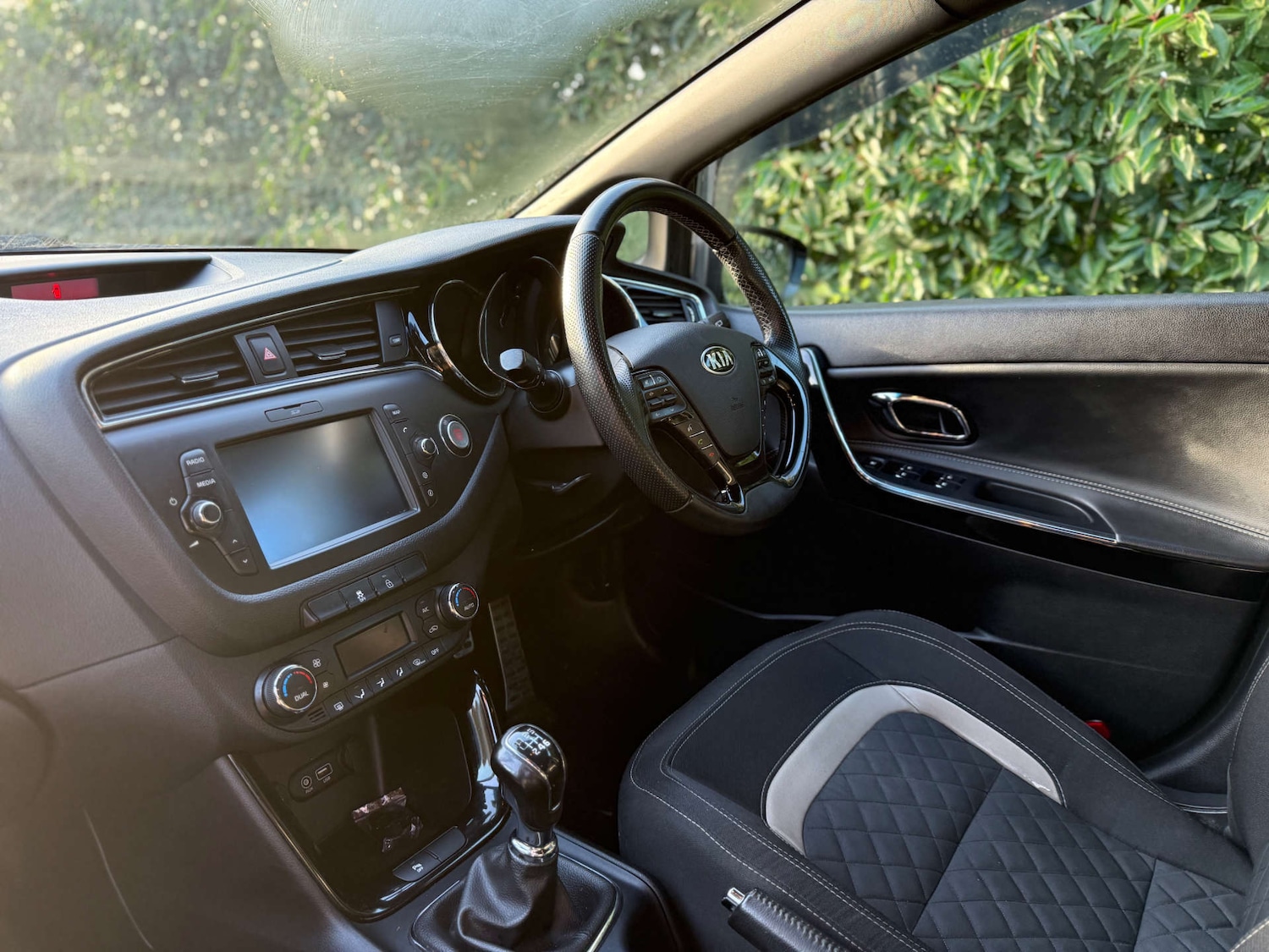 Used Kia Ceed 2017 for sale - 76748560: Photo 30