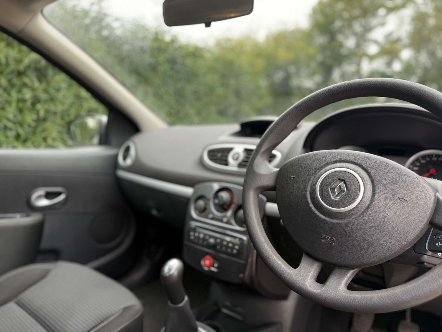 Used Renault Clio 2013 for sale - 77261370: Photo 14