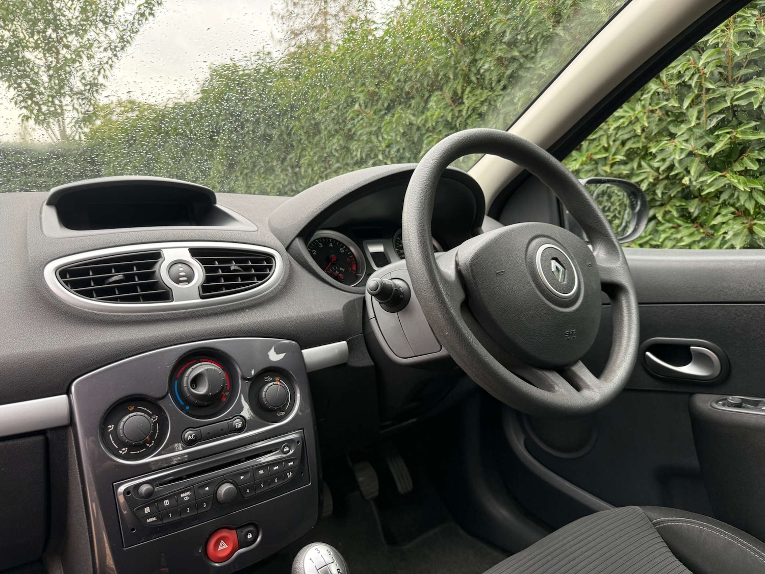 Used Renault Clio 2013 for sale - 77261370: Photo 16