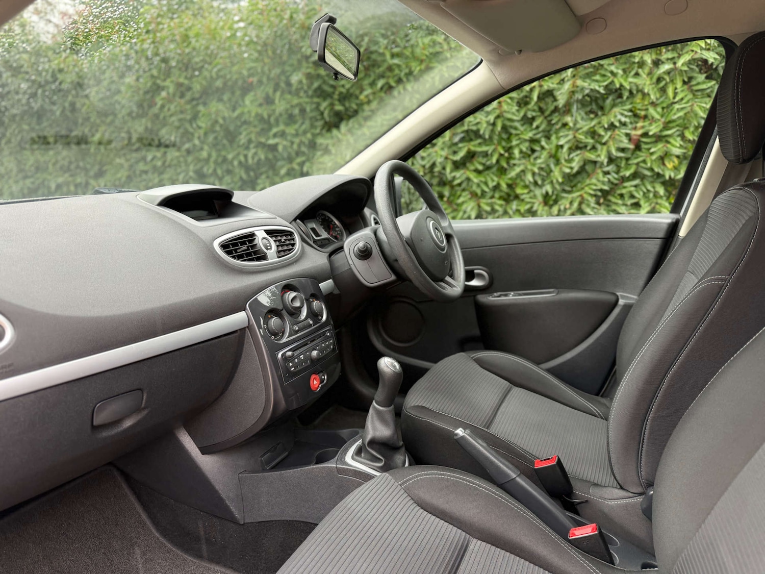 Used Renault Clio 2013 for sale - 77261370: Photo 19