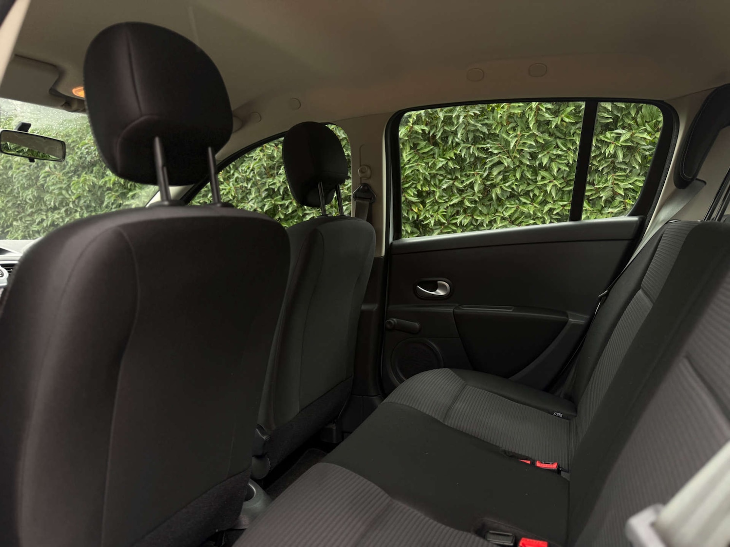 Used Renault Clio 2013 for sale - 77261370: Photo 23