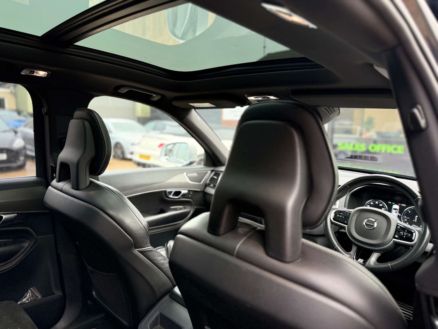 Used Volvo XC90 2017 for sale - 77319047: Photo 17