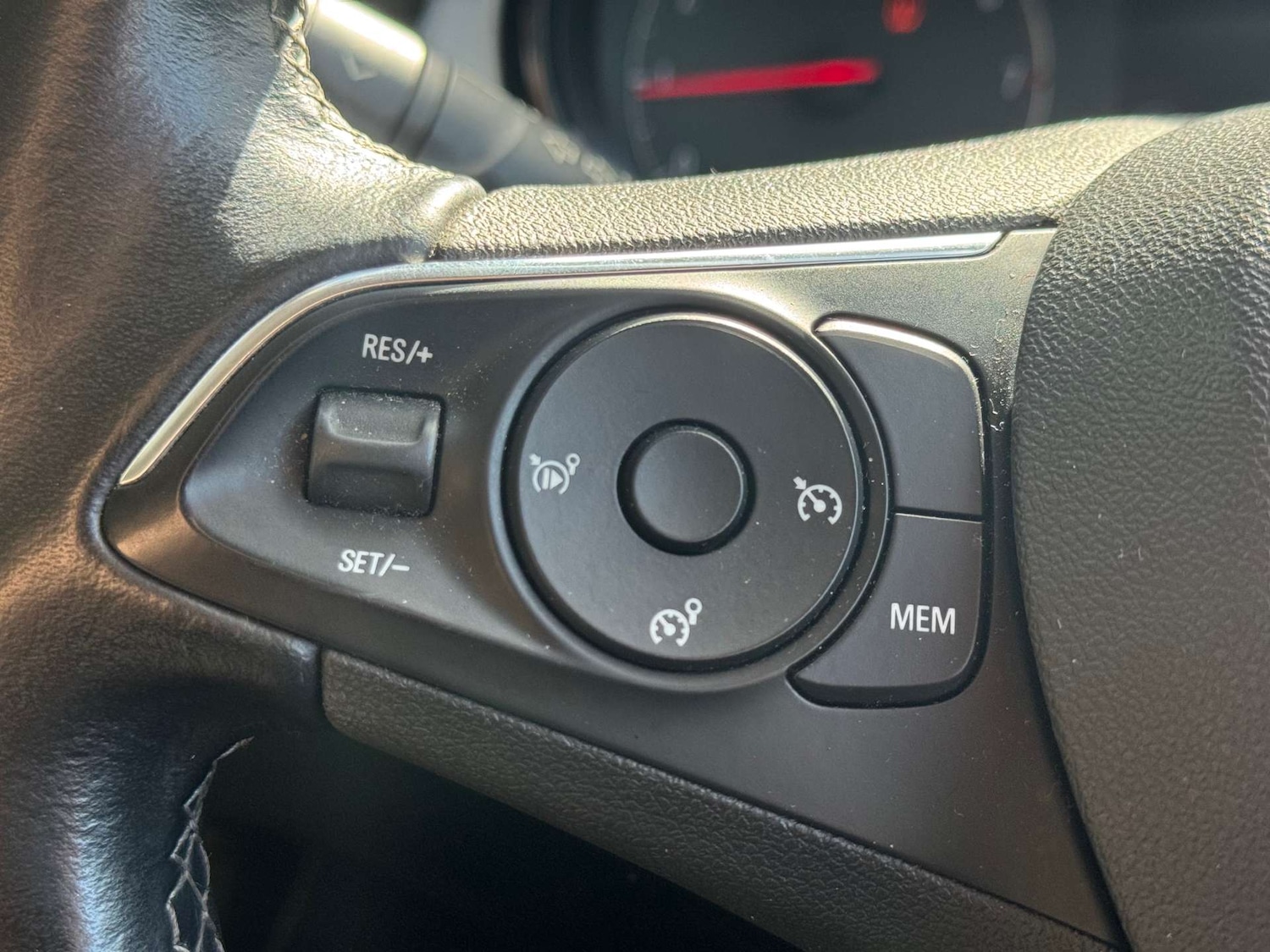 Used Vauxhall Crossland X 2019 for sale - 76278519: Photo 16