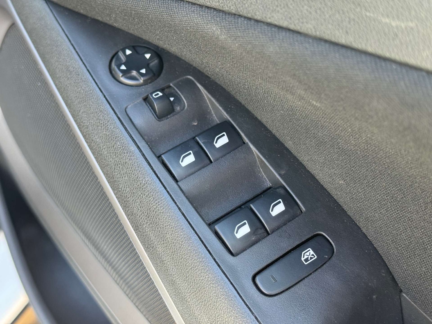 Used Vauxhall Crossland X 2019 for sale - 76278519: Photo 24