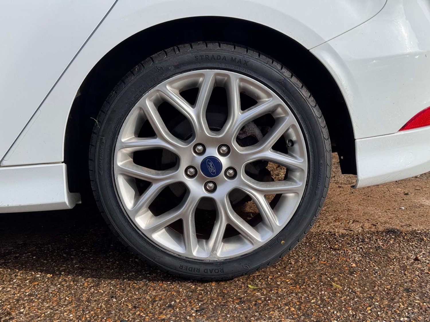 Used Ford Focus 2015 for sale - 77934059: Photo 21