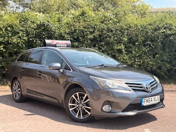 Used Toyota Avensis 2015 for sale - 79710201: Photo