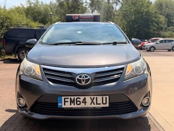 Used Toyota Avensis 2015 for sale - 79710201: Photo